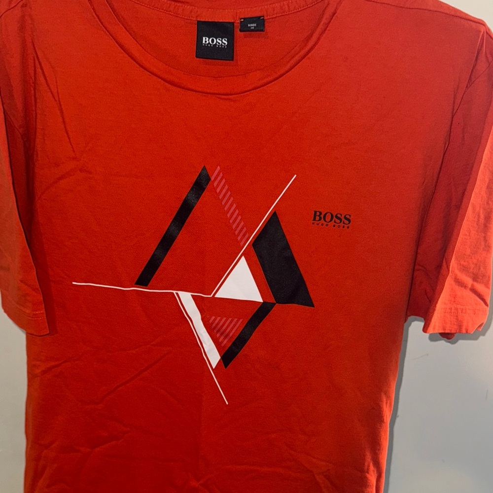 Boss Men's Red Graphic Tee - Picture 3 of 6
